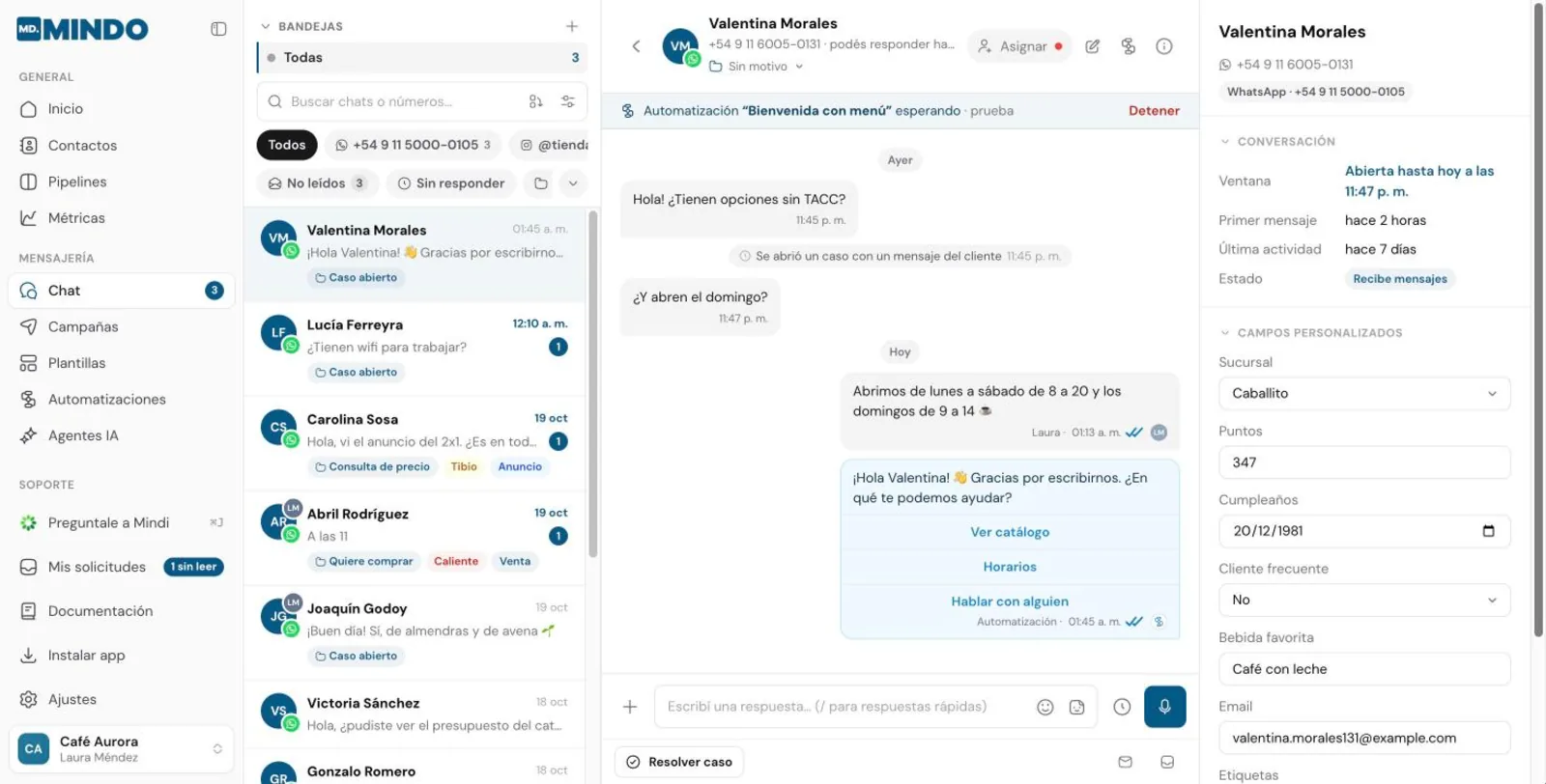 Conversación del chat con el aviso de la automatización Bienvenida con menú en curso